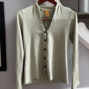 Shiva Shakti Yoga Celery V-Neck Jersey Button Down Top sz M